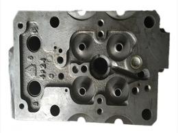 AZ1246040010D Sinotruk HOWO Spare Parts Engine Parts Cylinder Head | AZ1246040010D