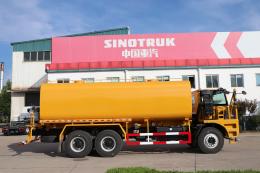 HOWO 90 Tons mining water truck | HOWO 90T mining water truck