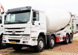 Howo 8x4 Mixer Truck | 33489ef9bcece38e3e94039b0bc5d41e